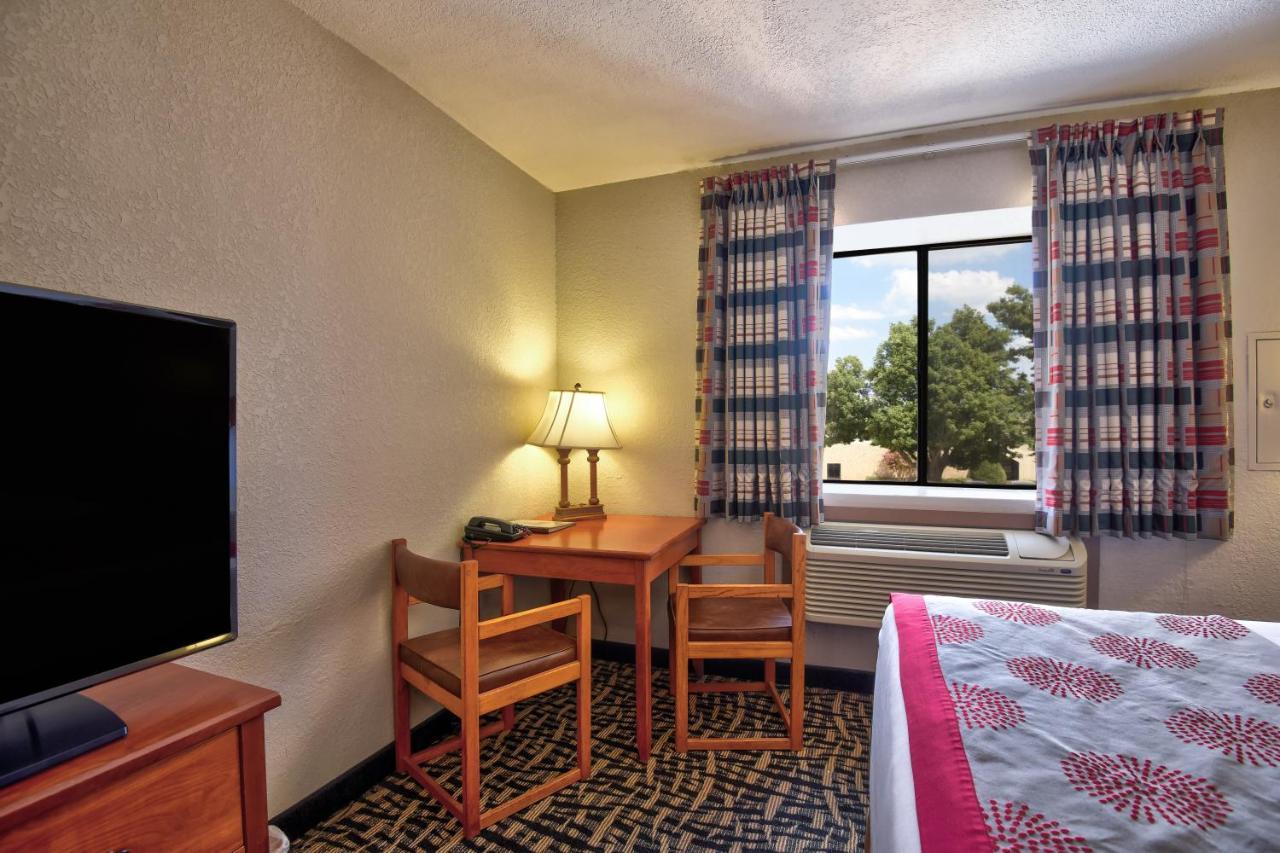 Ramada By Wyndham Oklahoma City Airport North Luaran gambar